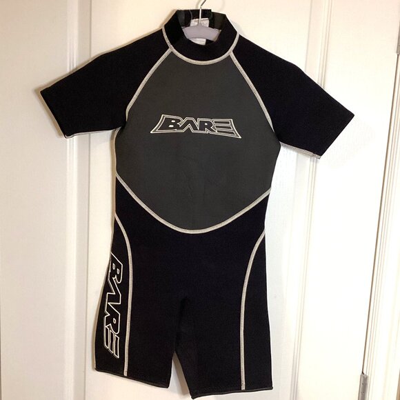 Bare Junior Shorty Size 10 Black Short Leg Wetsuit Kids Boy Girl Water Sports - Picture 1 of 8